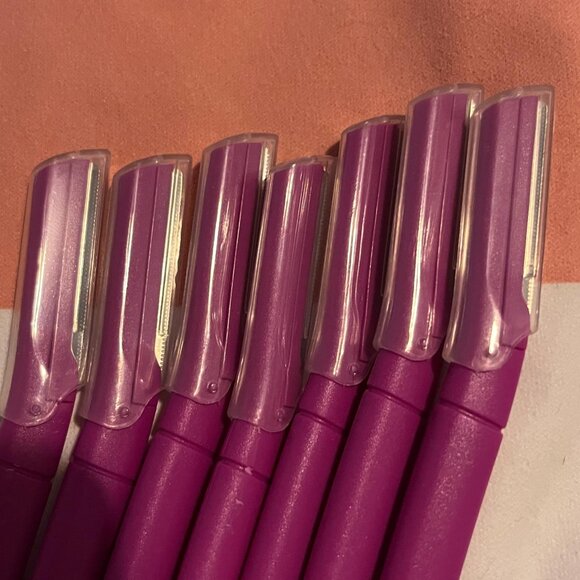 Bliss Dermaplaning Razors - Picture 3 of 3